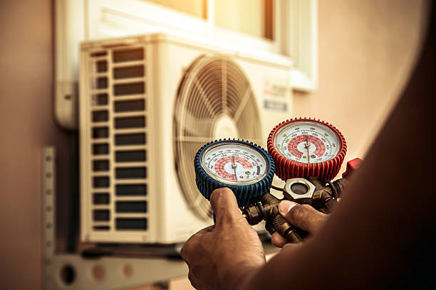 Professional Hvac Installation technician working in Corona, NY